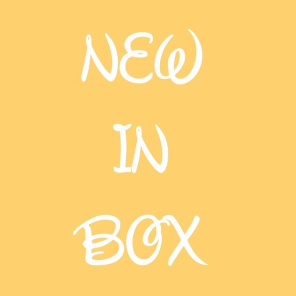 Set of Two Gold Embossed Lined Spiral Notebooks 3" x 4.5", New In Box - Picture 11 of 11